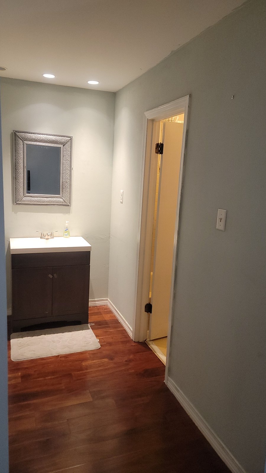 Furnished Finder property 406005_1 photo 3