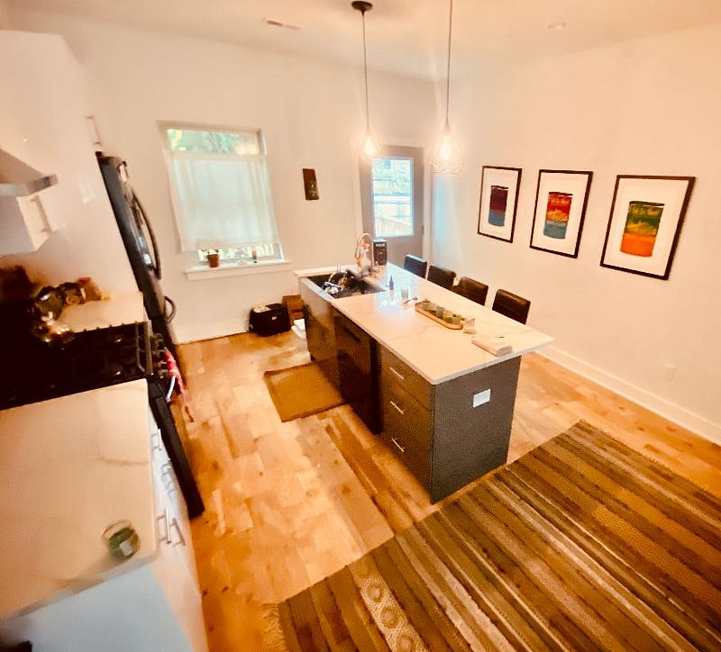 Furnished Finder property 406020_1 photo 7
