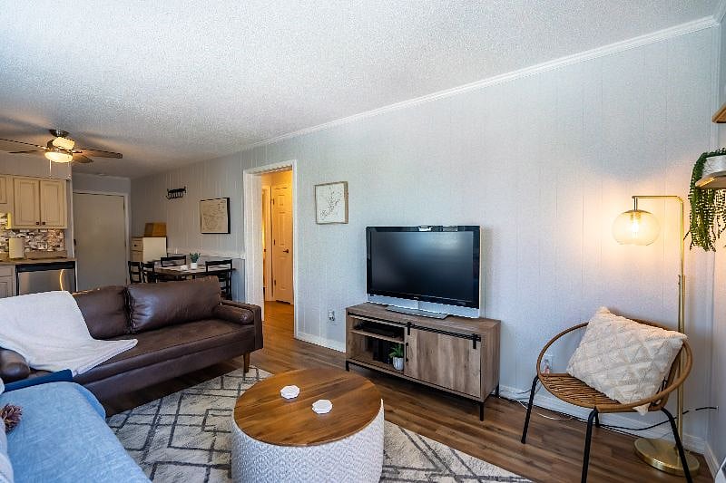 Furnished Finder property 406090_1 photo 8