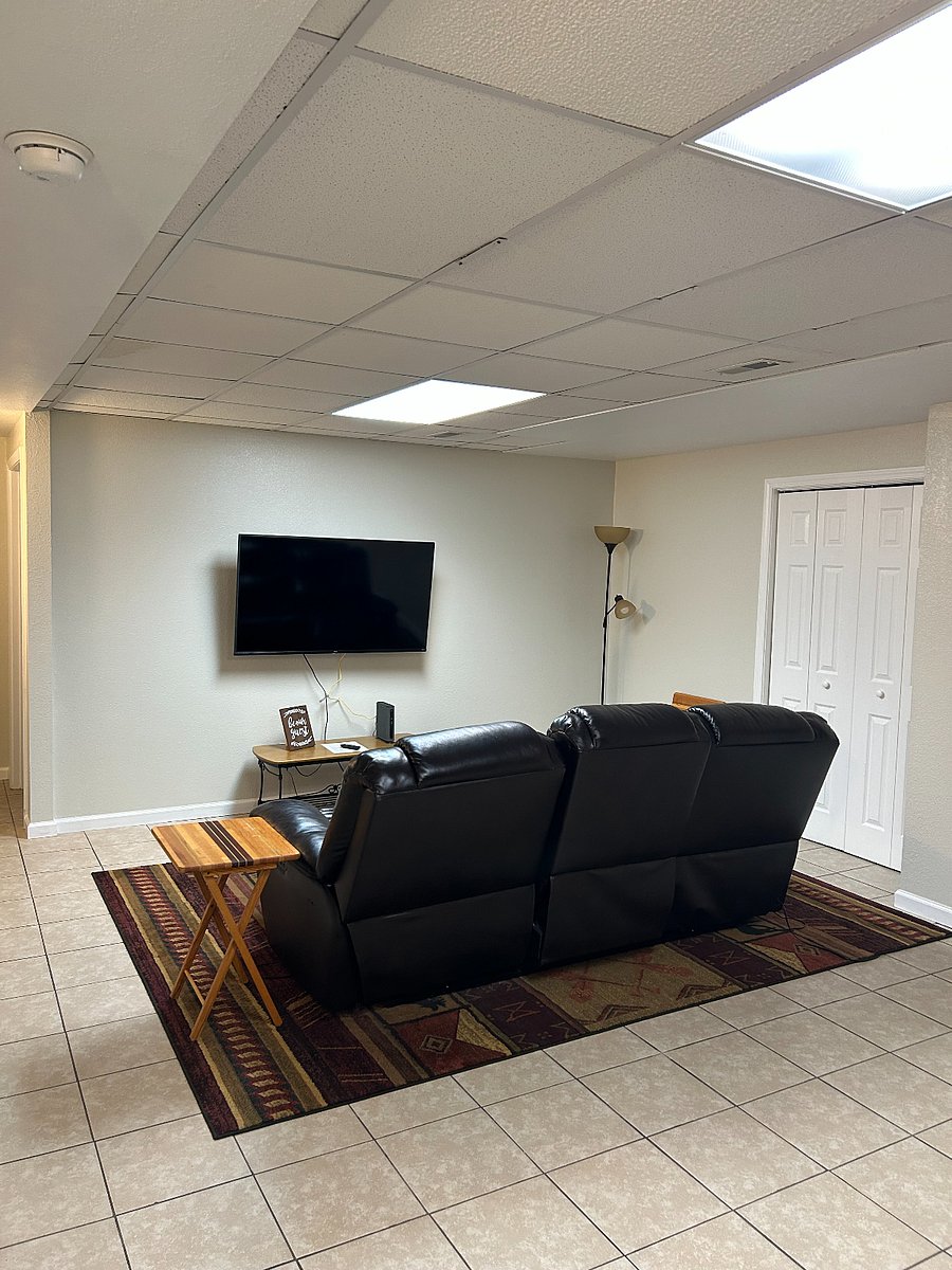 Furnished Finder property 406094_1 photo 14