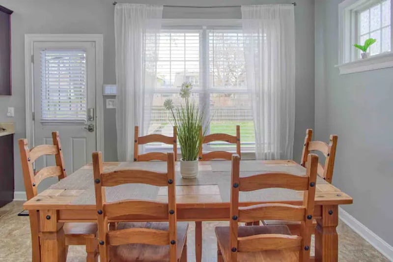 Furnished Finder property 406164_1 photo 14