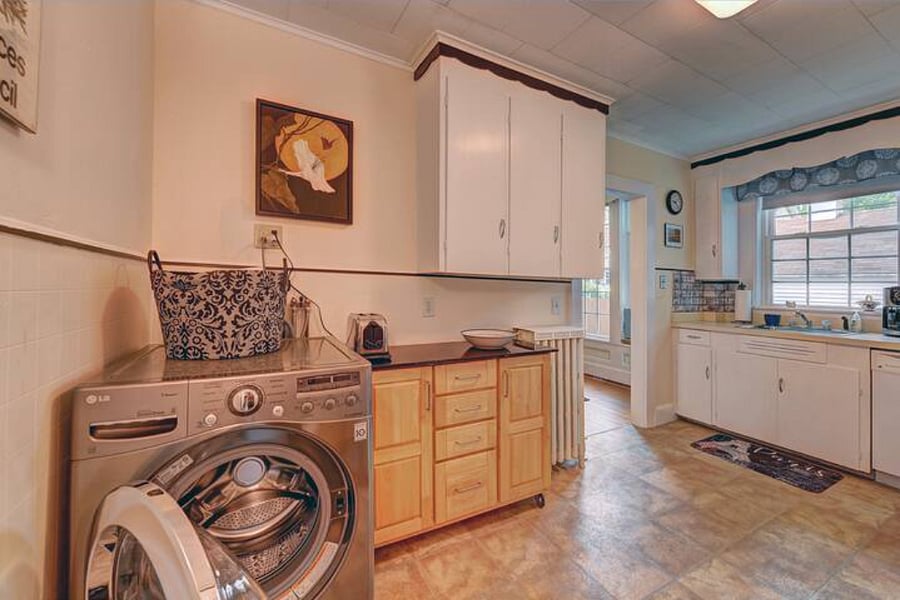 Furnished Finder property 406169_3 photo 7