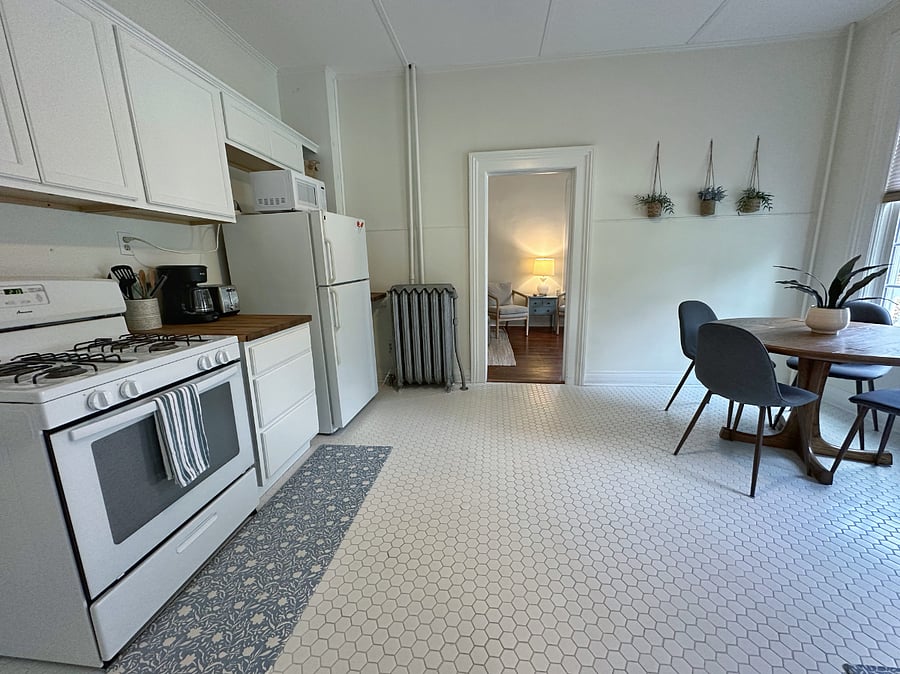 Furnished Finder property 406169_4 photo 3