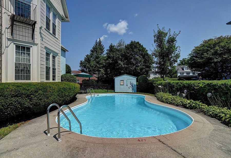 Furnished Finder property 406169_6 photo 13