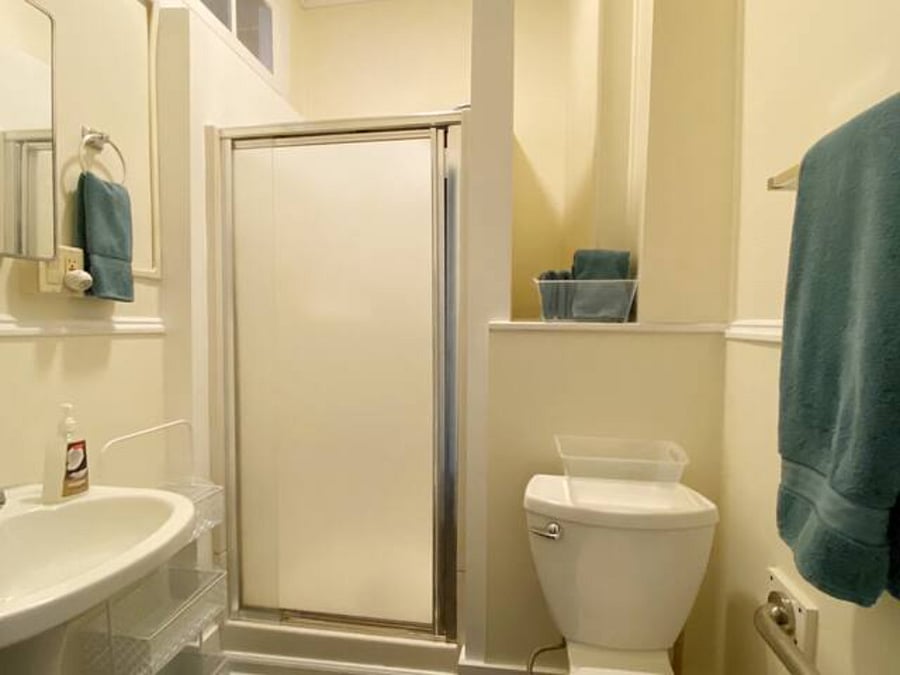 Furnished Finder property 406169_7 photo 7
