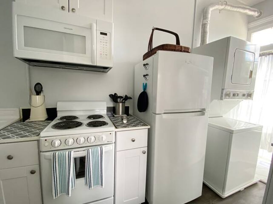Furnished Finder property 406169_7 photo 5