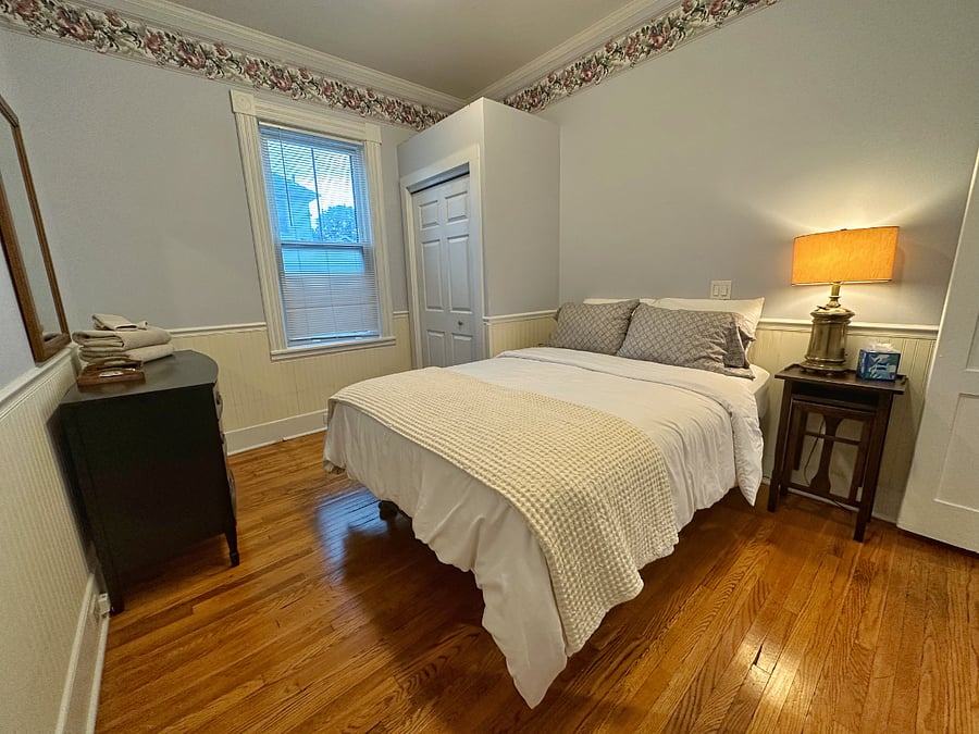Furnished Finder property 406169_8 photo 3