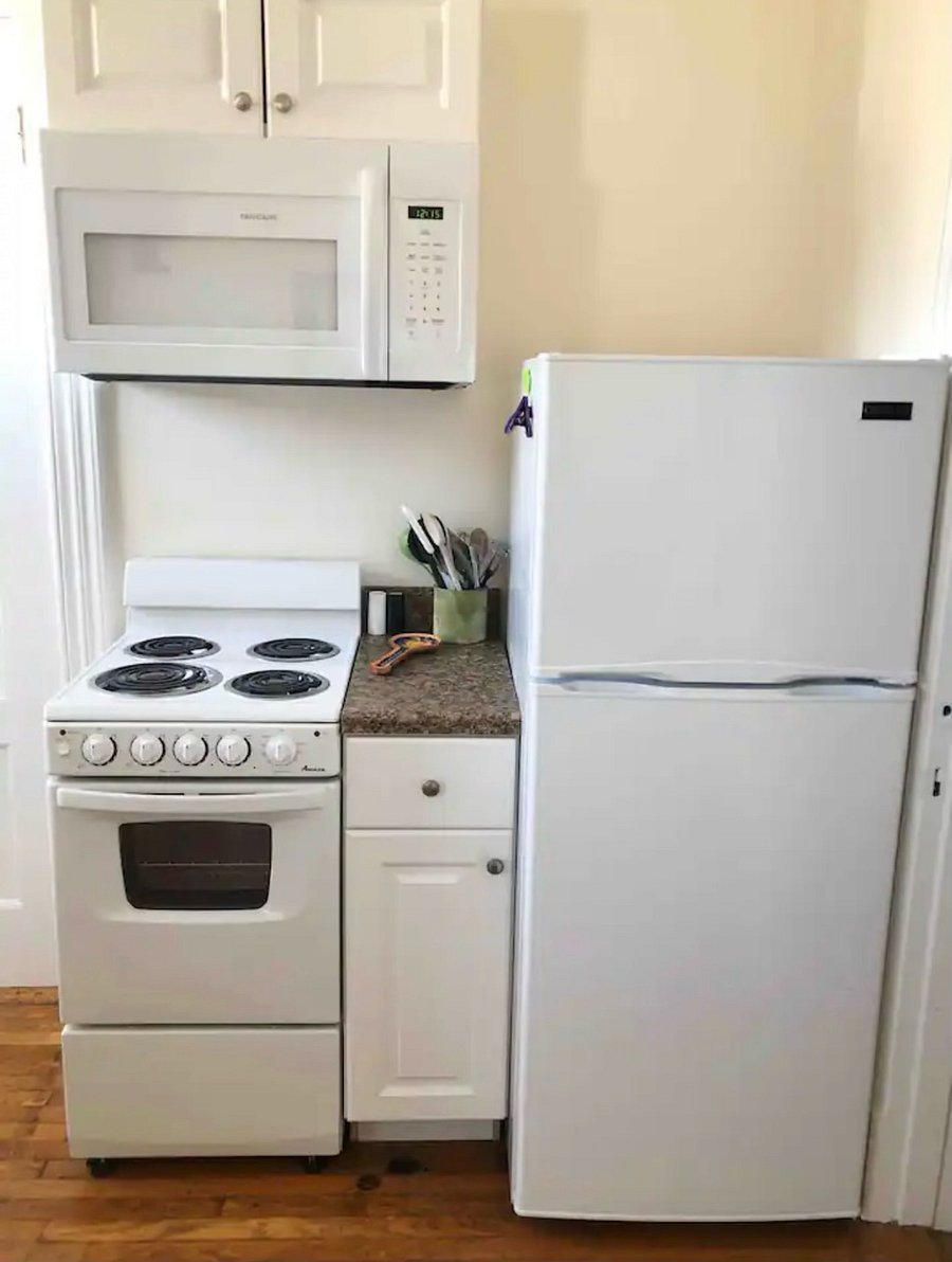 Furnished Finder property 406169_9 photo 3