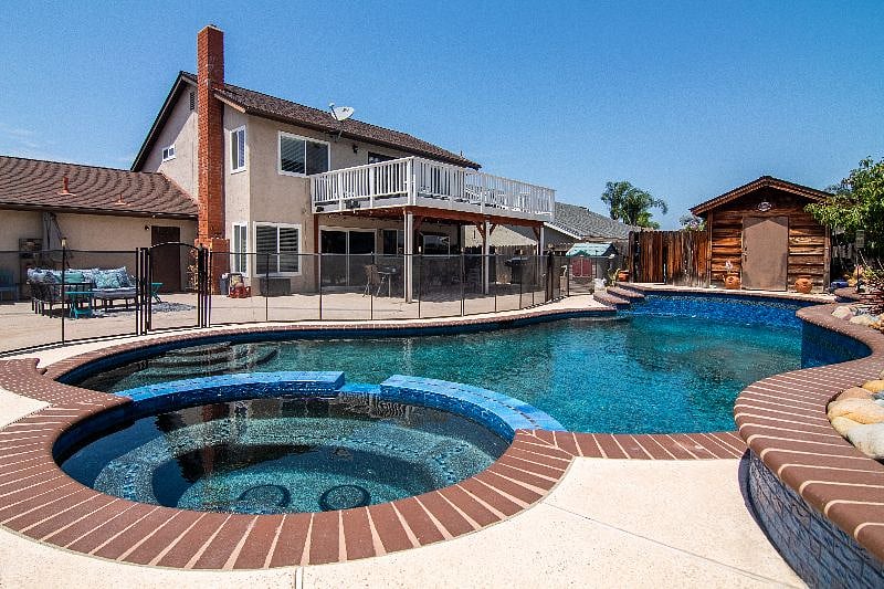 Welcome home to your live-work-dream estate!