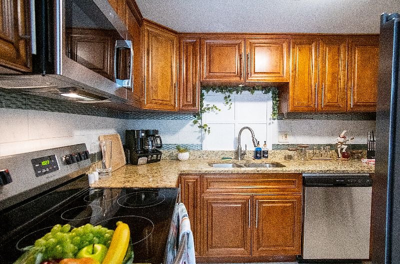 Furnished Finder property 406180_1 photo 6