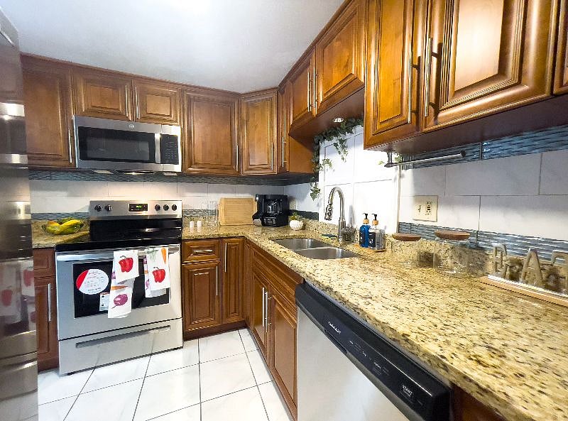 Furnished Finder property 406180_1 photo 7