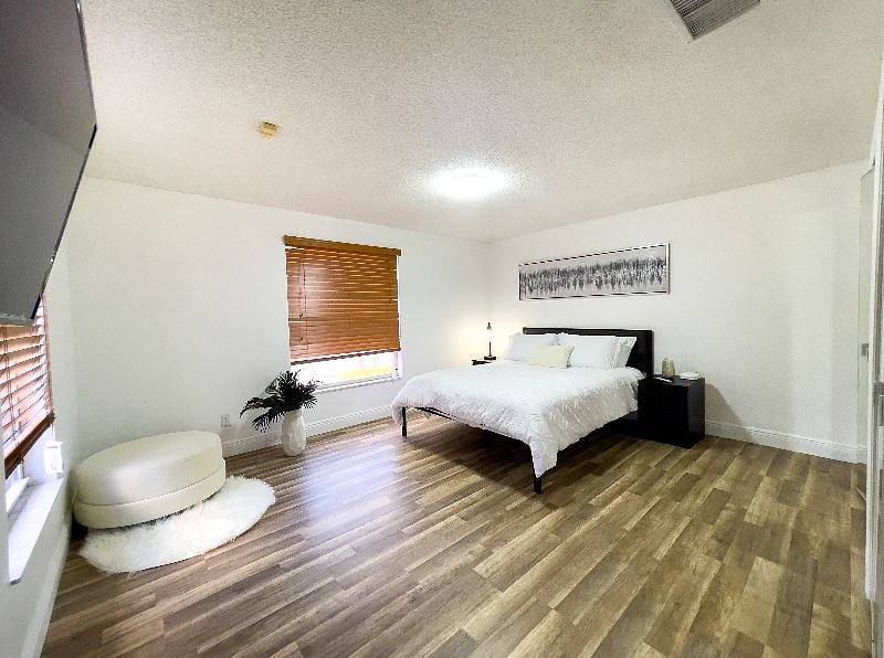 Furnished Finder property 406180_1 photo 9