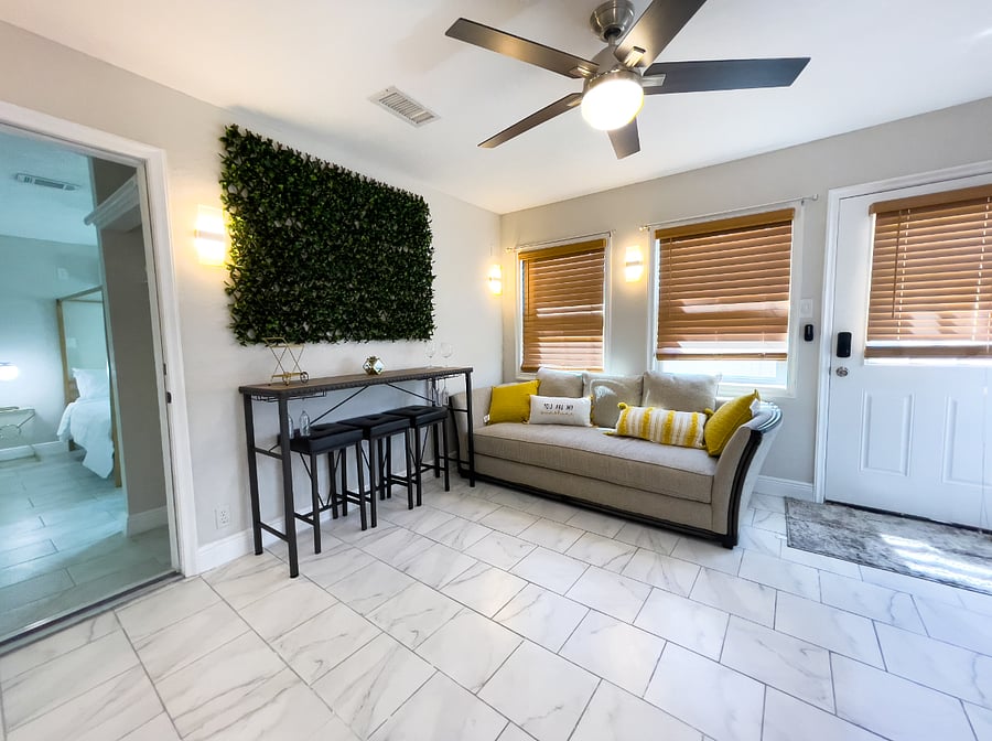 Furnished Finder property 406180_3 photo 6