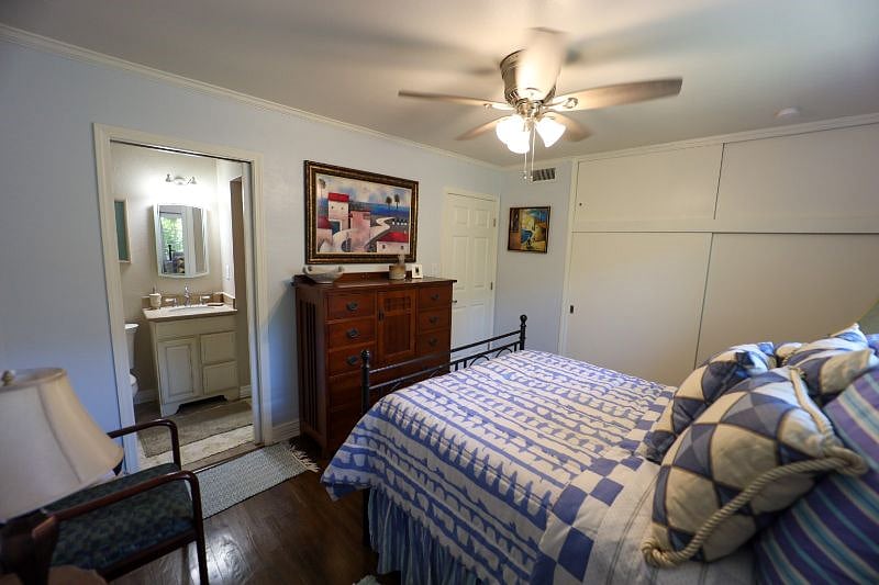 Furnished Finder property 406189_1 photo 25