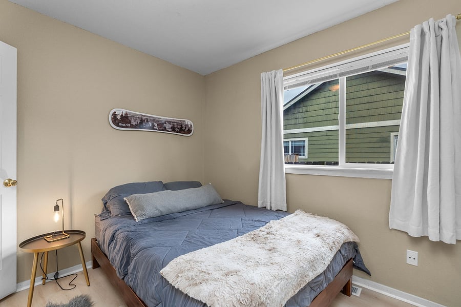 Furnished Finder property 406190_1 photo 16