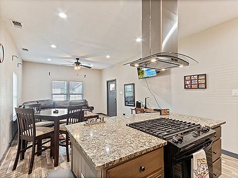 Furnished Finder property 406210_1 photo 13