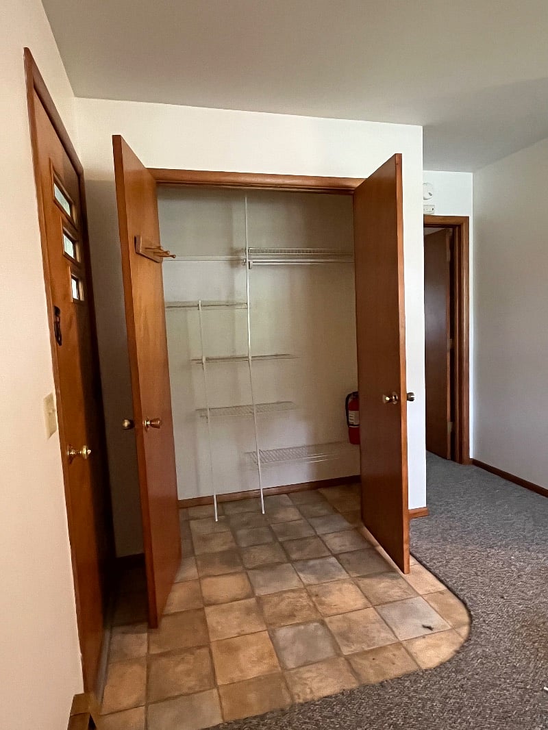 Furnished Finder property 406237_1 photo 4