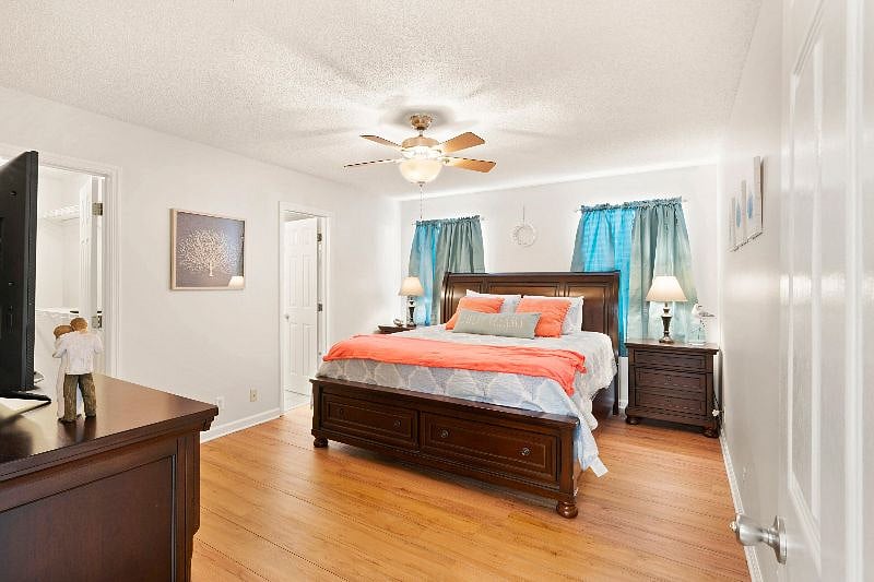 Furnished Finder property 406246_1 photo 1
