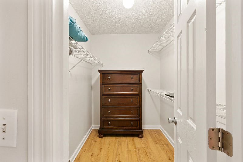 Furnished Finder property 406246_1 photo 7