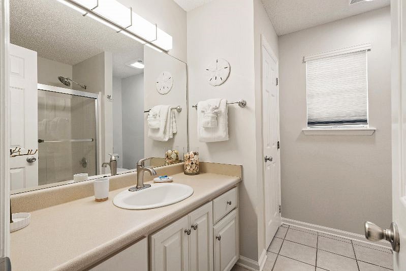Furnished Finder property 406246_1 photo 9