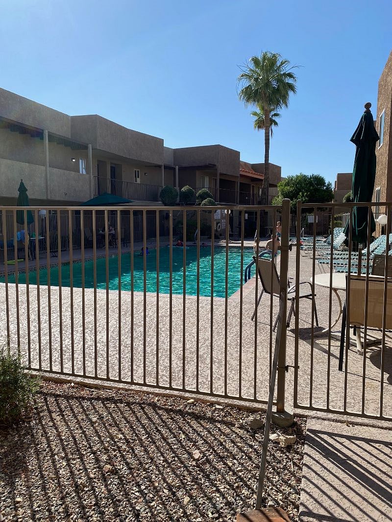Furnished Finder property 406257_3 photo 11