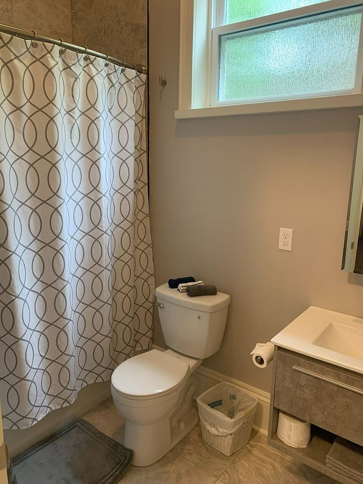 Furnished Finder property 406274_1 photo 11