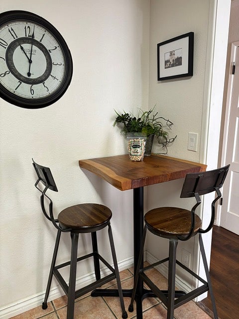 Furnished Finder property 406320_1 photo 4