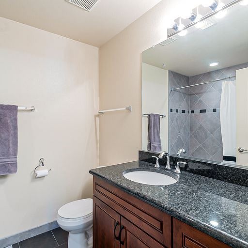 2nd Full Bathroom