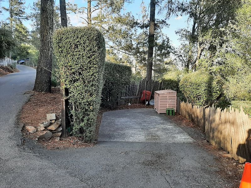 Additional parking spot /RV parking