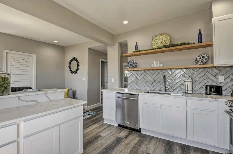 Furnished Finder property 406387_1 photo 8