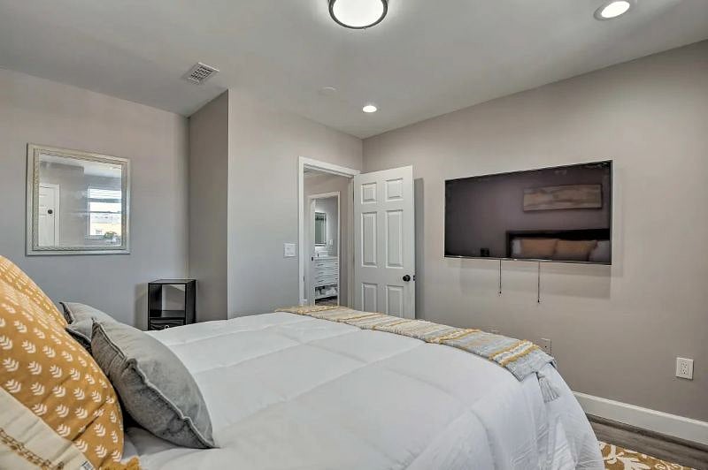 Furnished Finder property 406387_1 photo 15