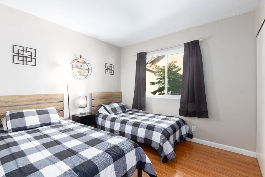 Furnished Finder property 406390_1 photo 25