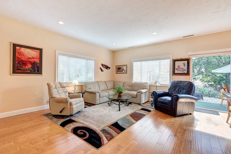 Furnished Finder property 406509_1 photo 3