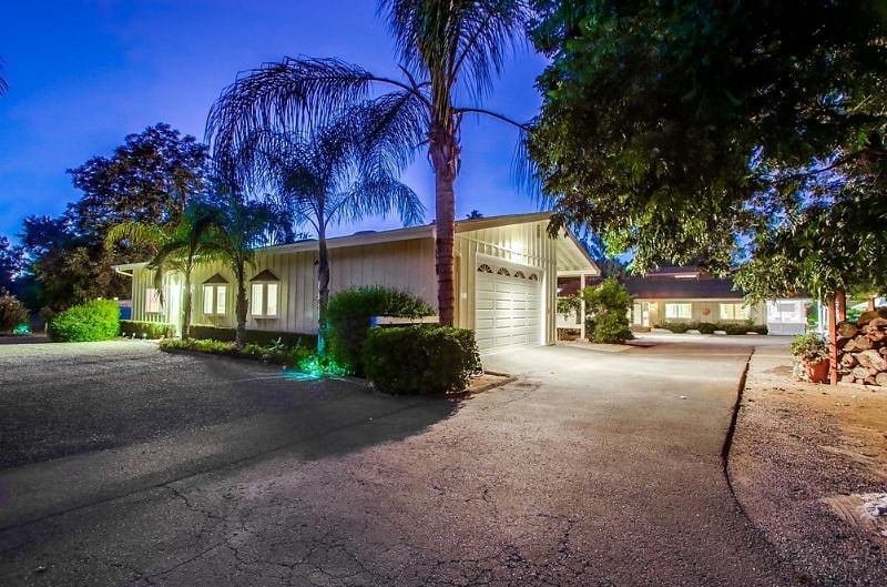 Furnished Finder property 406509_1 photo 14