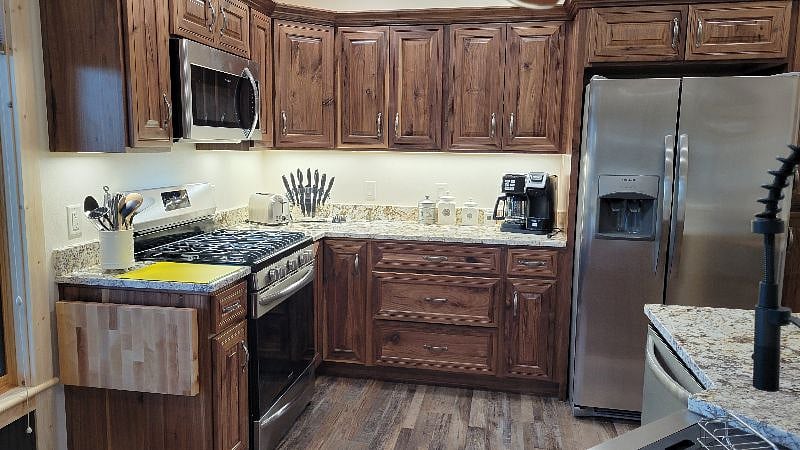 Furnished Finder property 406523_1 photo 9