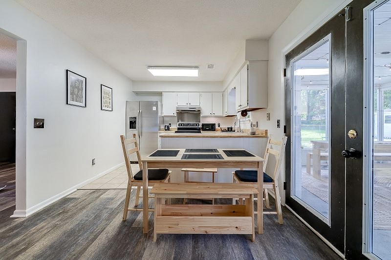 Furnished Finder property 406538_1 photo 10