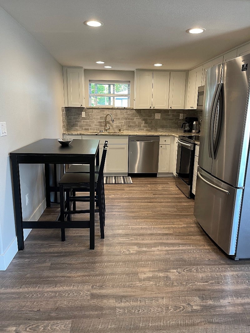 Bar-height table with 4 chairs