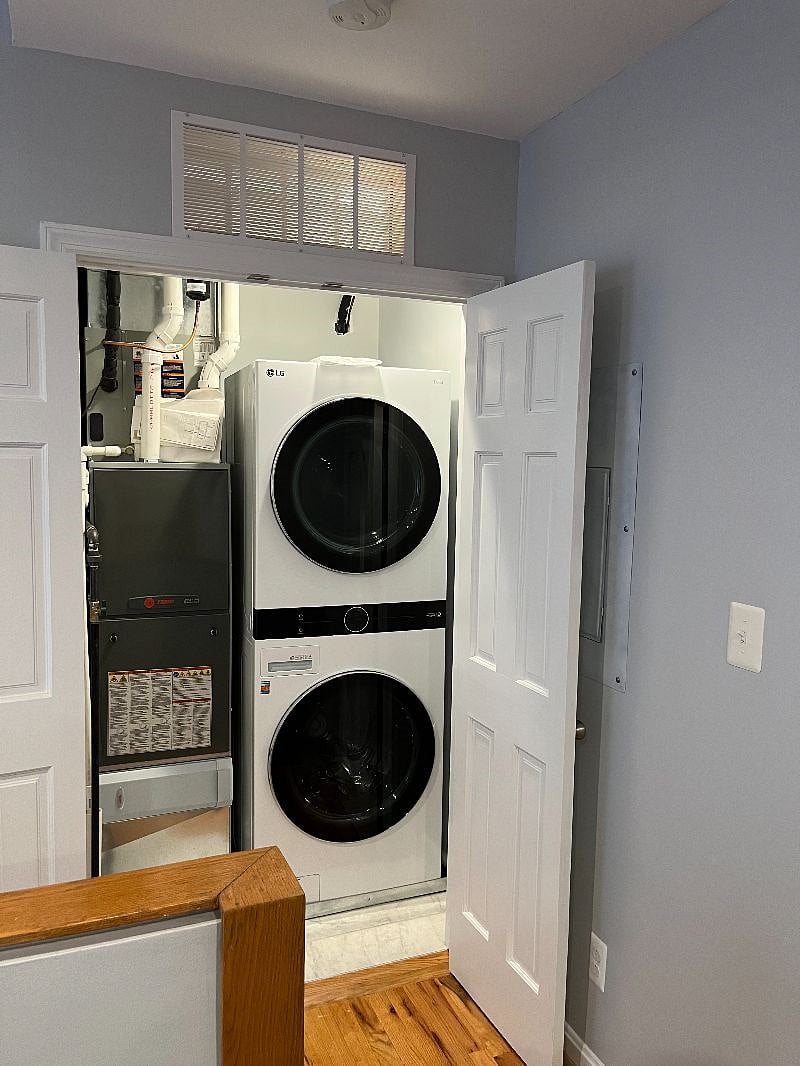 stack washer dryer