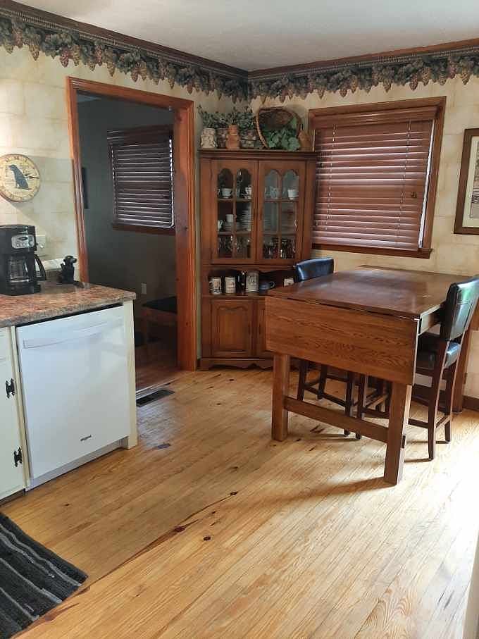 Furnished Finder property 406638_1 photo 18