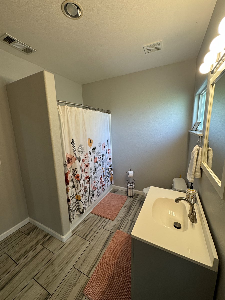 Furnished Finder property 406664_1 photo 13