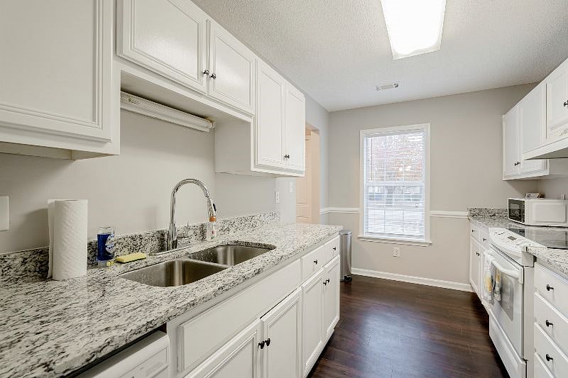 Furnished Finder property 406699_1 photo 5