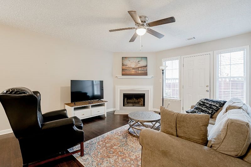 Furnished Finder property 406699_1 photo 8