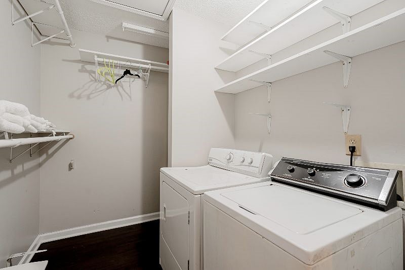 Furnished Finder property 406699_1 photo 14