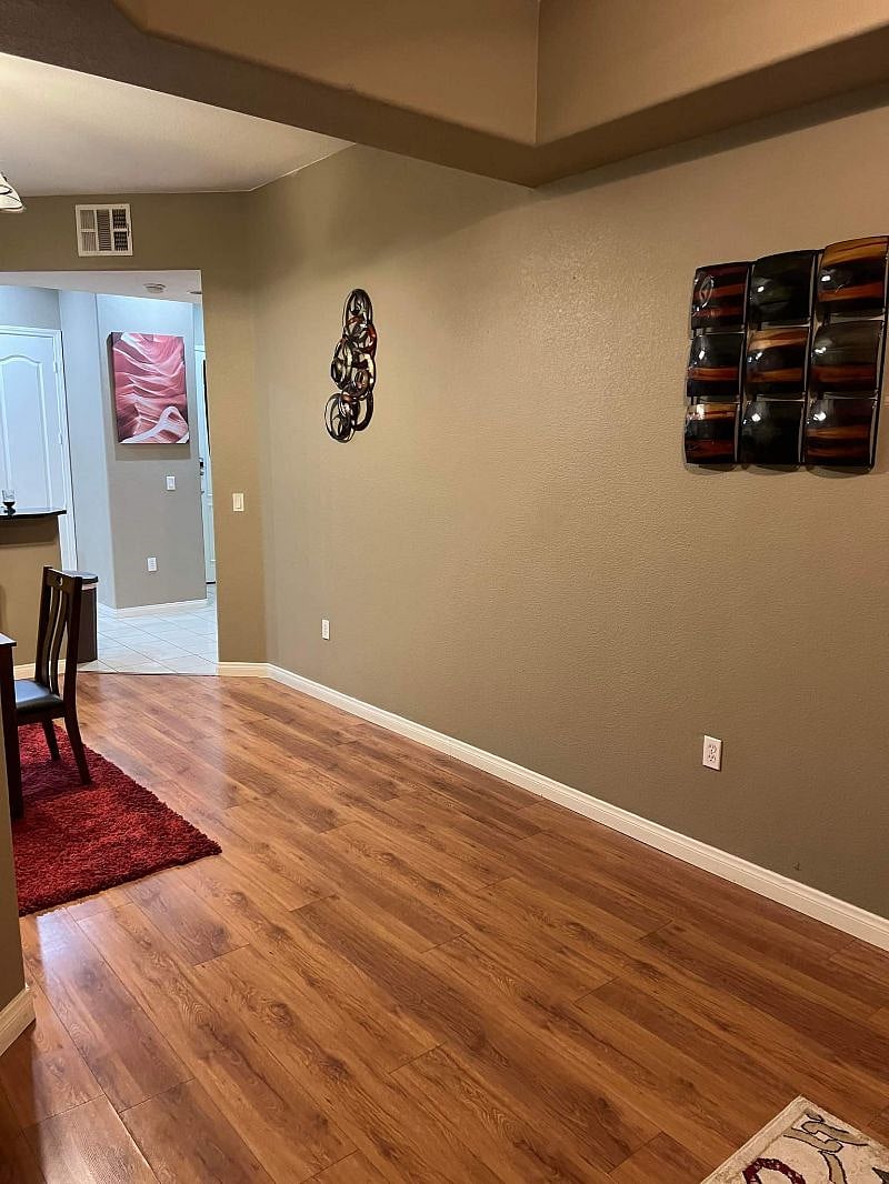 Furnished Finder property 406704_1 photo 7