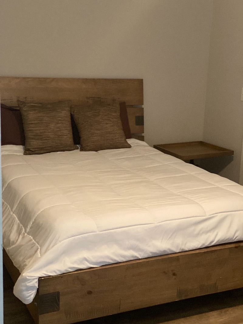 Furnished Finder property 406738_1 photo 16
