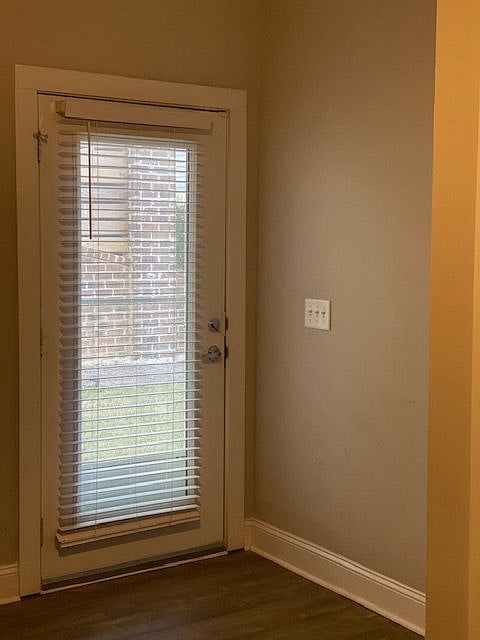 Furnished Finder property 406738_1 photo 14