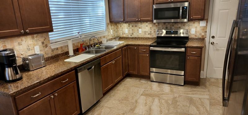 Furnished Finder property 406740_1 photo 6