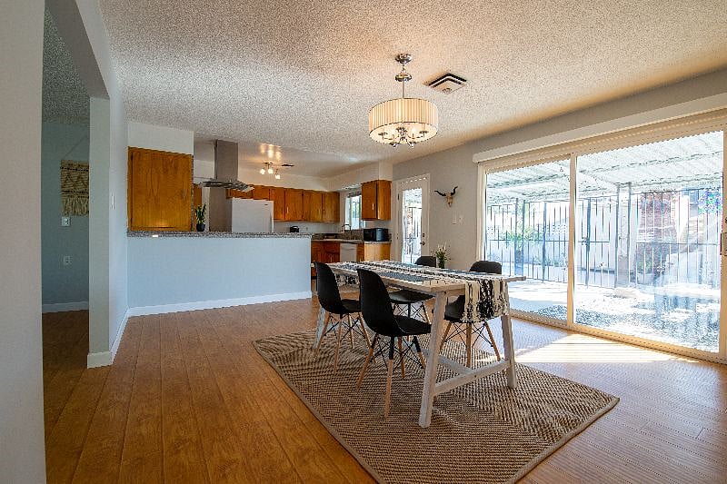 Furnished Finder property 406744_1 photo 13