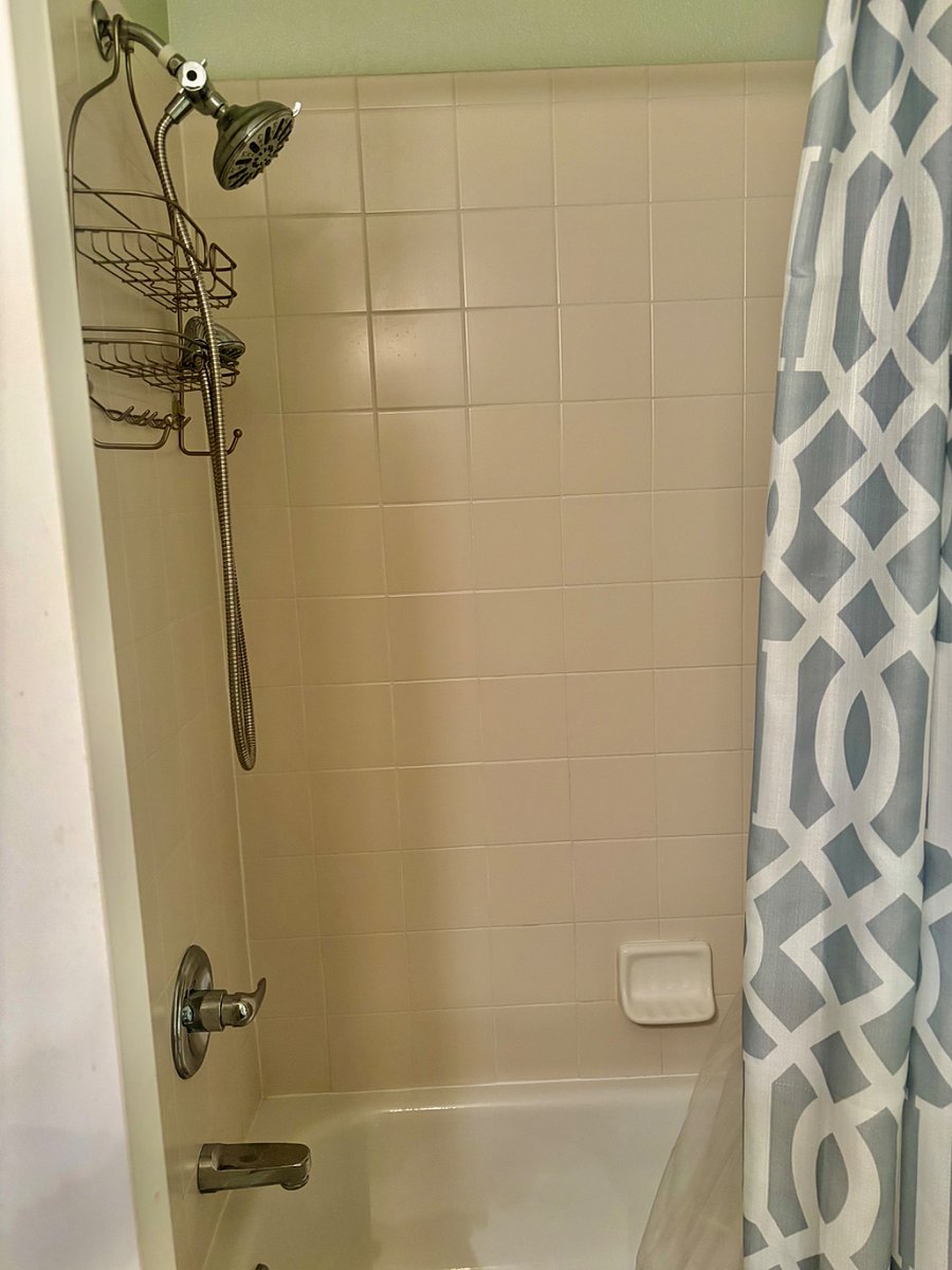 Furnished Finder property 406866_1 photo 9