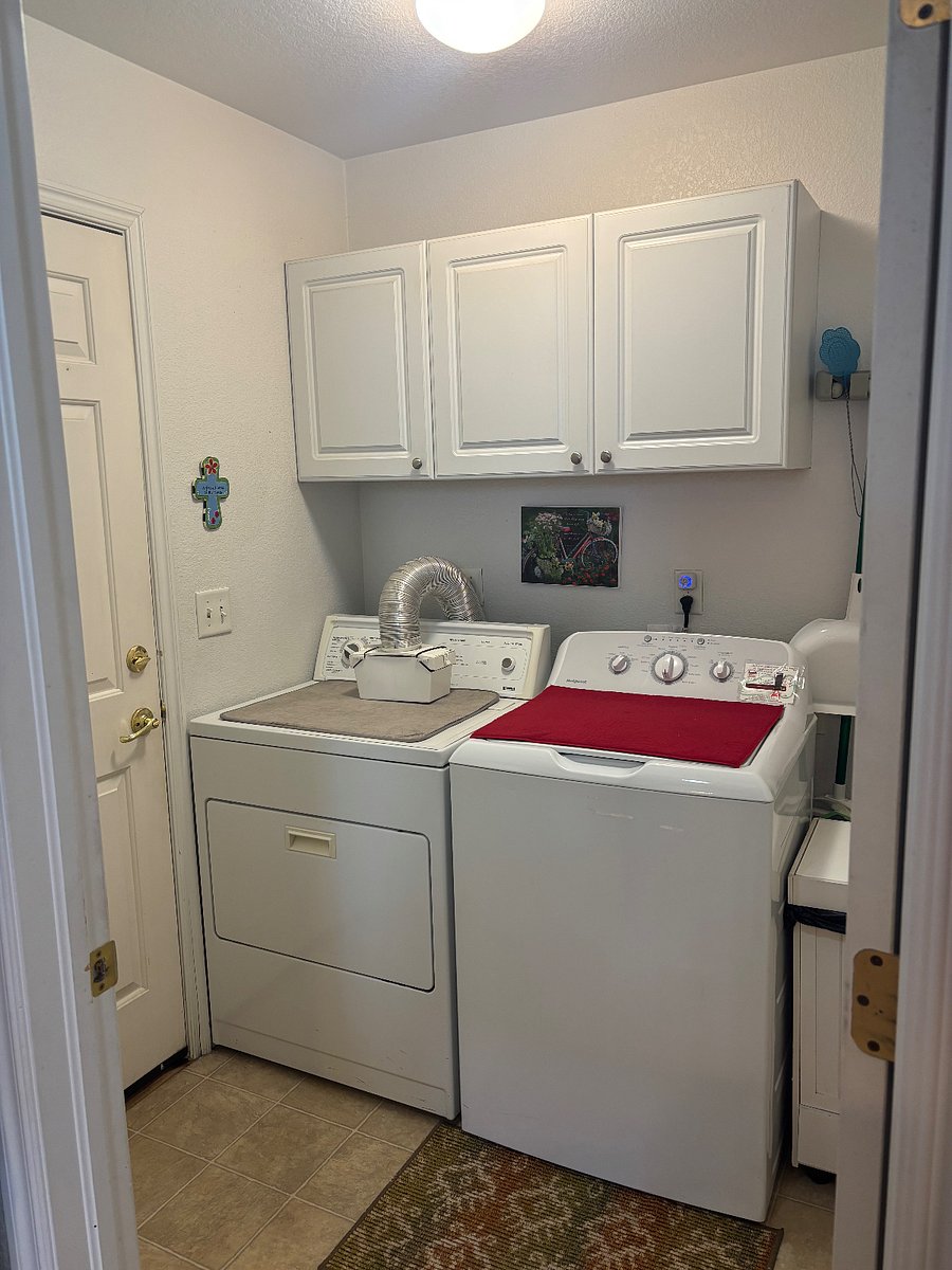 Furnished Finder property 406866_1 photo 18